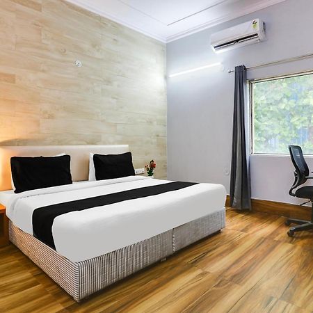 Hotel Super Collection O Bhiwadi Esterno foto