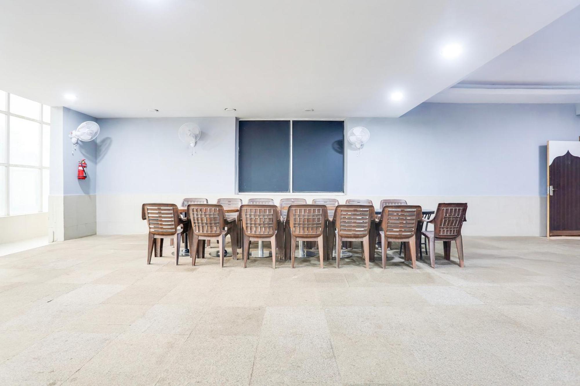 Hotel Super Collection O Bhiwadi Esterno foto