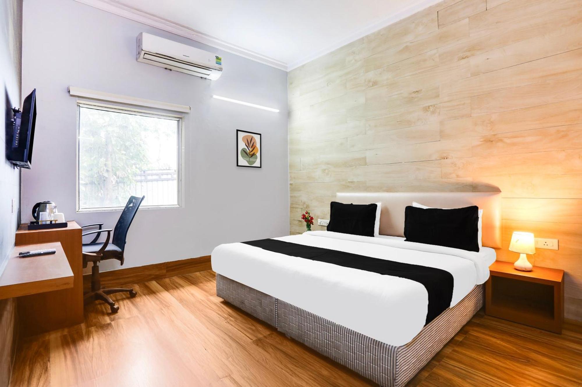 Hotel Super Collection O Bhiwadi Esterno foto