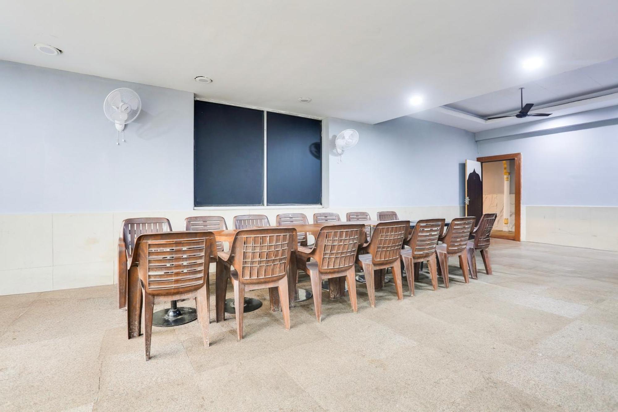Hotel Super Collection O Bhiwadi Esterno foto
